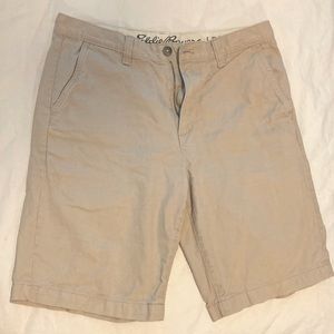 Eddie Bauer mens shorts (khaki) - size 32
